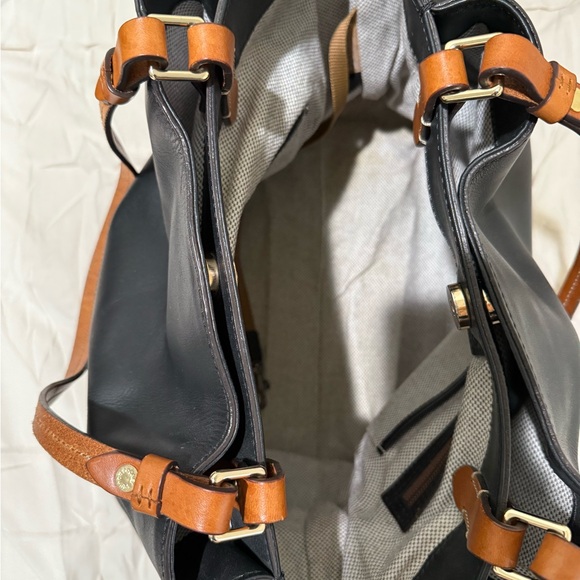 Dooney & Bourke City Flynn Bag - Picture 7 of 11